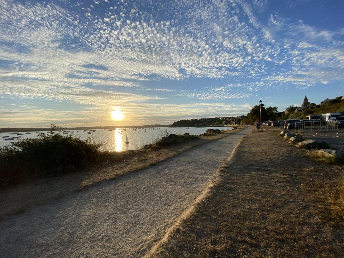 600M Plage Saint-Suliac- Maison Bretonne Pour 4 Екстер'єр фото